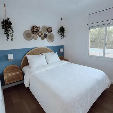 Apartamento Cap Escape, Newly Renovated, Pool, 5 Min Walk