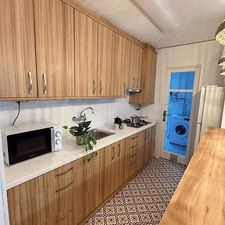 Cap Escape, Newly Renovated, Pool, 5 Min Walk Apartamento