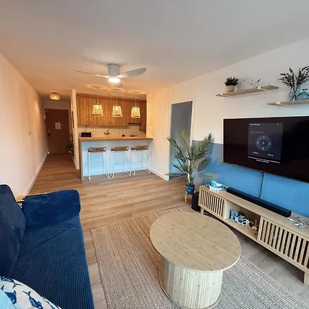Appartement Cap Escape, Newly Renovated, Pool, 5 Min Walk