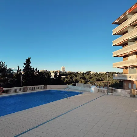 Cap Escape, Newly Renovated, Pool, 5 Min Walk Salou